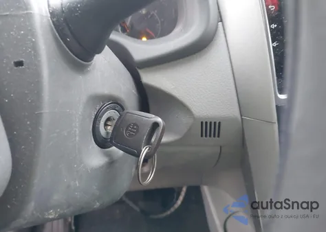 2010 Toyota Corolla Le z USA, uszkodzony, nr VIN JTDBU4EE3A9095076